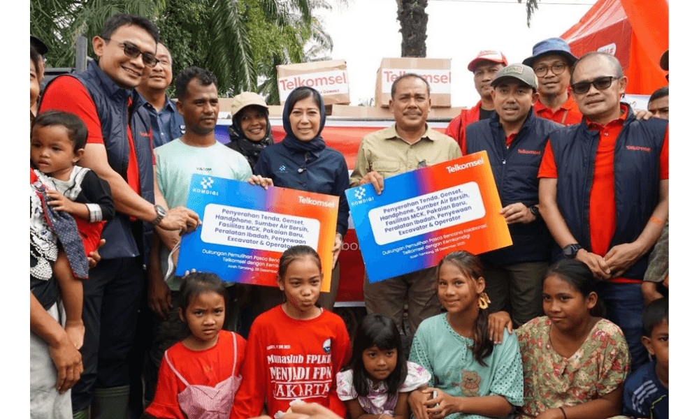 Telkomsel dan Kemkomdigi Salurkan Bantuan Pascabencana ke Aceh, Pastikan Dukungan Jaringan dan Kebutuhan Dasar