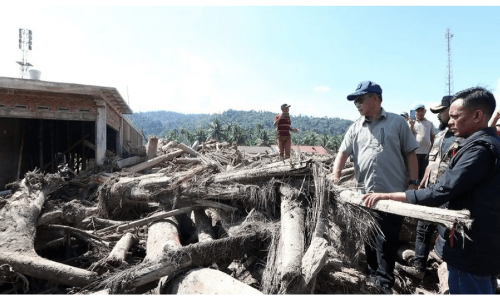 Layanan Adminduk Jemput Bola Dipercepat di Wilayah Bencana, Mendagri Terbitkan SE Khusus untuk Sumatera