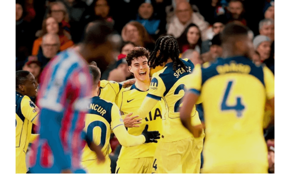 Gol Tunggal Archie Gray Bawa Tottenham Kalahkan Palace 1-0 di Selhurst Park