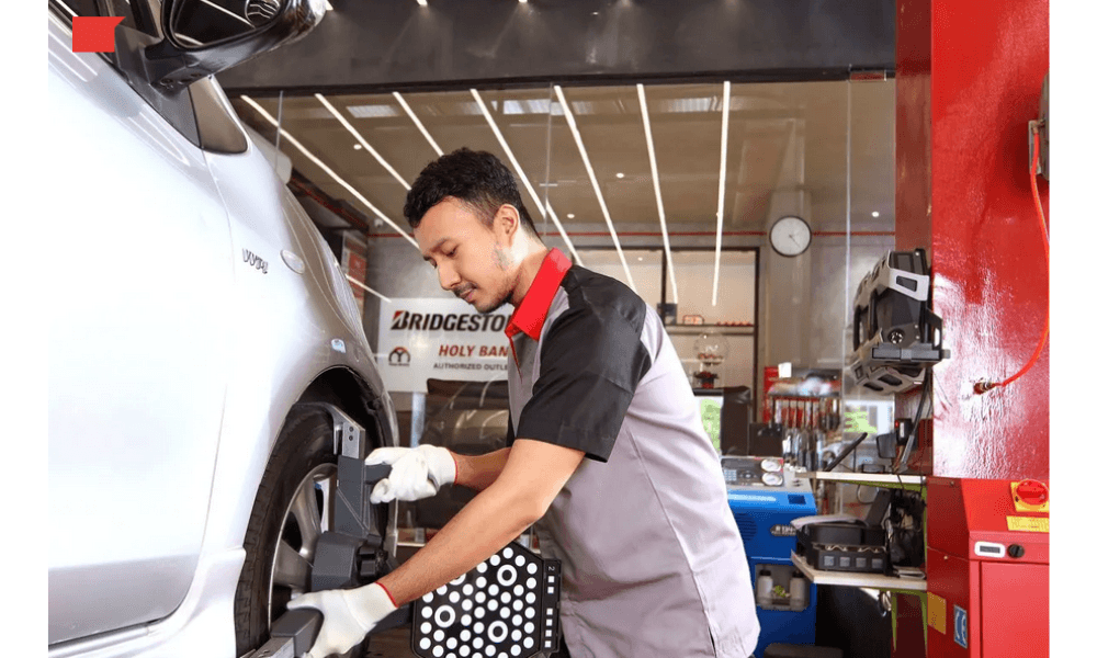 Jelang Libur Akhir Tahun, Bridgestone Imbau Pemilik Kendaraan Periksa Kondisi Ban demi Keselamatan Berkendara