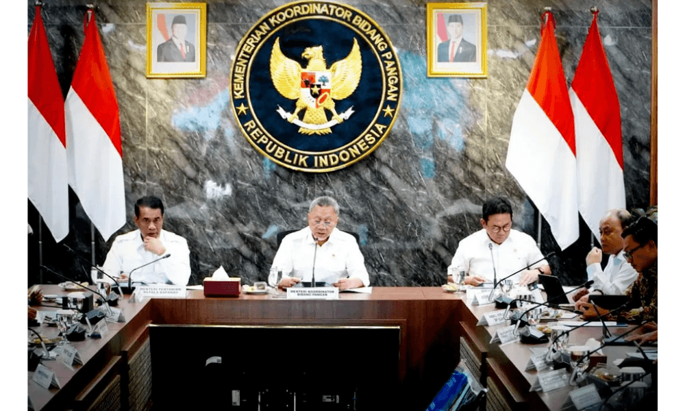 Zulhas Dorong Kenaikan Margin Fee Bulog untuk Wujudkan Beras Satu Harga Nasional