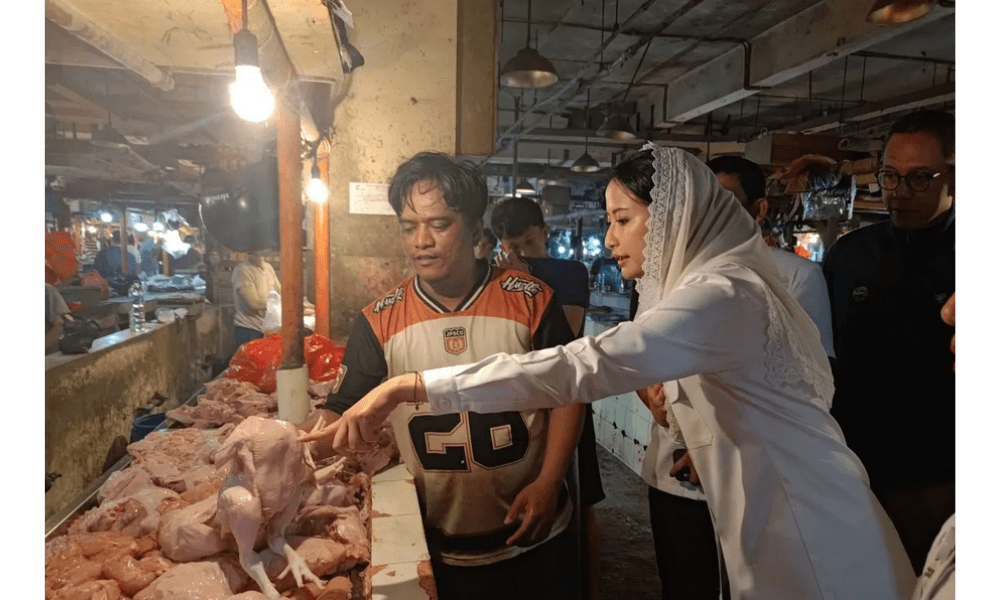 Wamendag Dyah Roro Esti Pantau Harga Bahan Pokok di Pasar Senen Jelang Tahun Baru 2026
