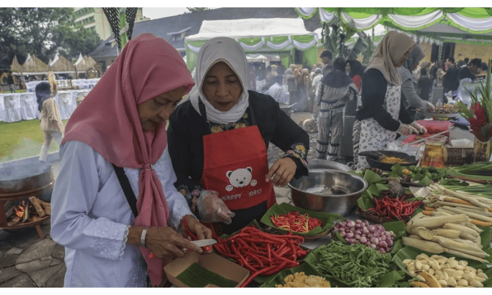 Pakar IPB Imbau Masyarakat Jaga Pola Makan Bergizi Seimbang saat Libur Tahun Baru