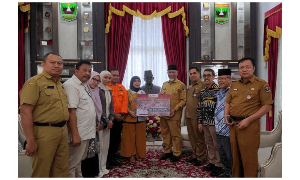 Pemerintah Kota Makassar Salurkan Bantuan Rp500 Juta untuk Korban Bencana di Sumatera Barat