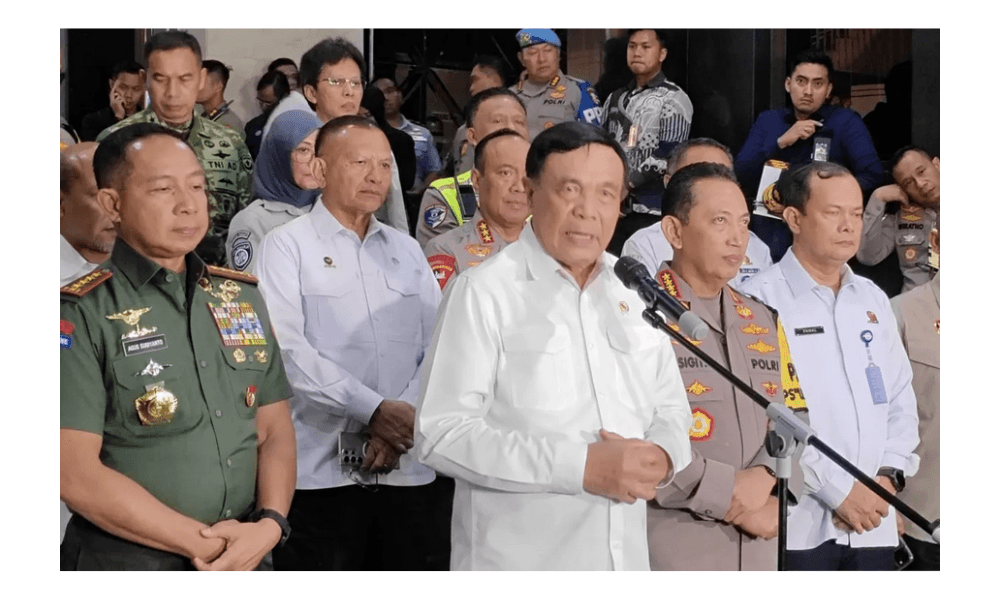 Menko Polhukam Pastikan Situasi Nasional Kondusif Jelang Tahun Baru 2026, Operasi Lilin Berjalan Lancar