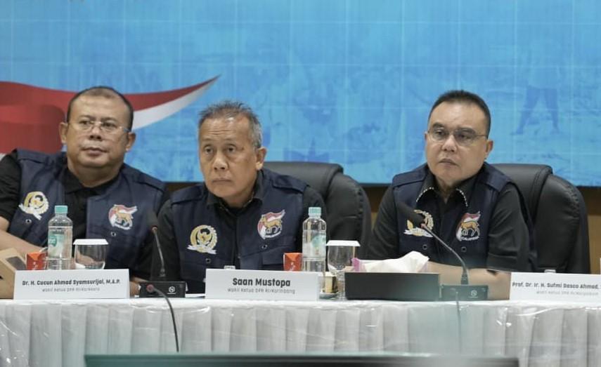 DPR Desak Pemerintah Segera Tetapkan Status Hukum Kayu Gelondongan Pascabencana Banjir di Aceh