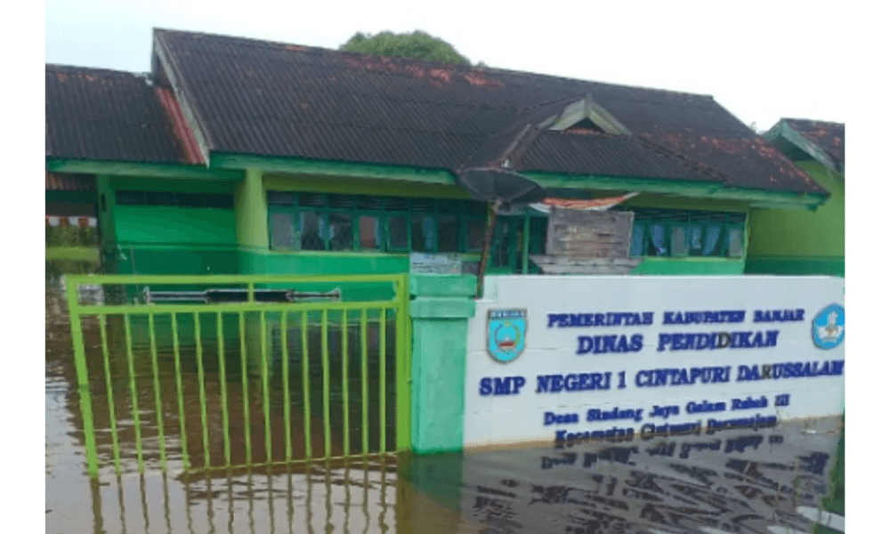 Banjir Rendam Ratusan Sekolah, Disdik Banjar Terapkan PJJ Sementara