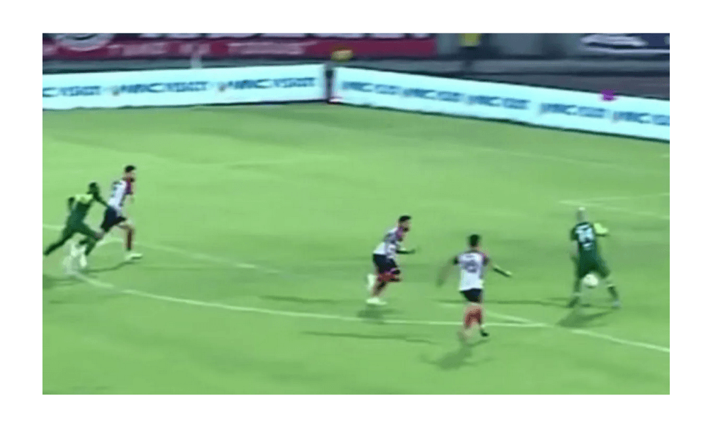 Gol Tunggal Bruno Moreira Antar Persebaya Kalahkan Madura United di Pamekasan