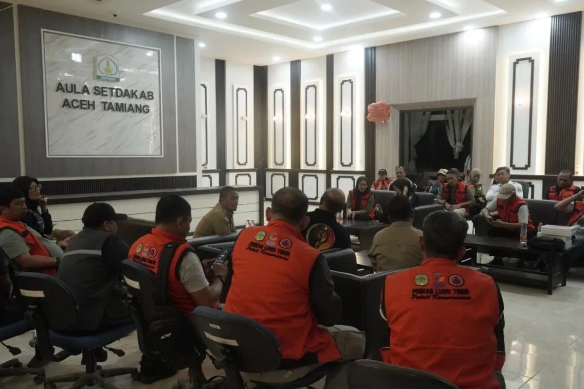 Bupati Luwu Timur Serahkan Bantuan Langsung ke Aceh Tamiang, Bangun Masjid dan Sumur Bor untuk Korban Banjir