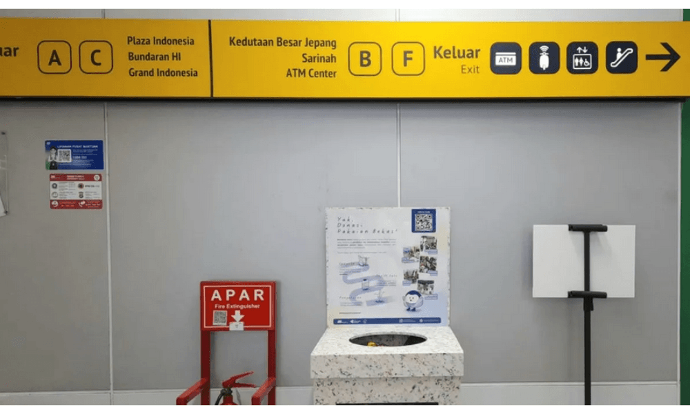 MRT Jakarta Hadirkan Drop Box Donasi Pakaian, Dukung Inklusi dan Kurangi Limbah Tekstil