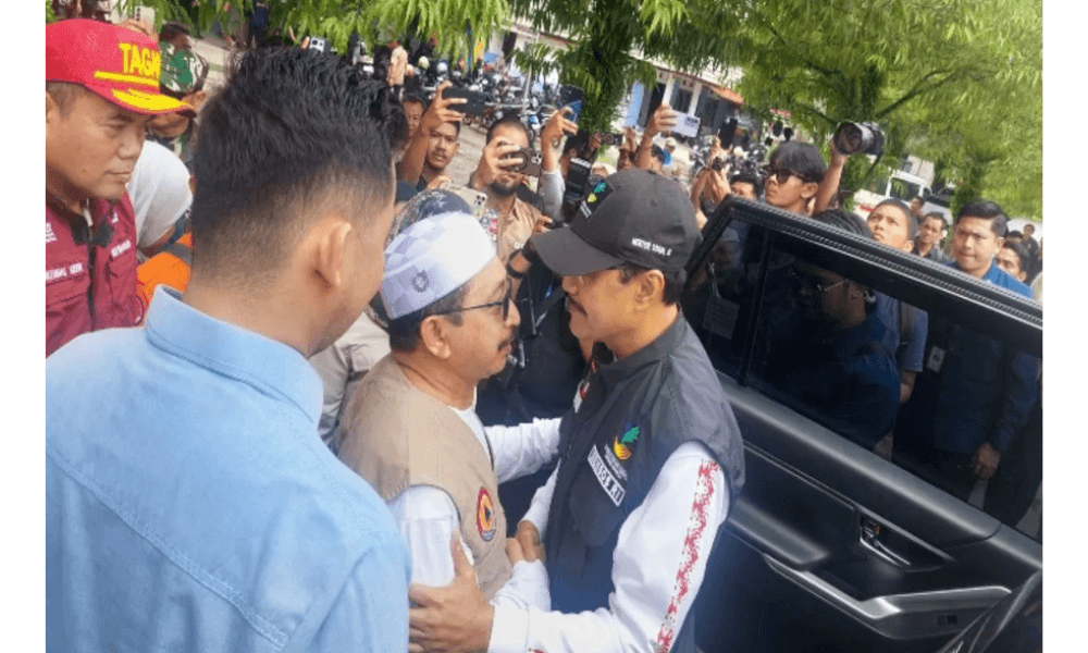 Mensos Tinjau Lokasi Banjir di Kalimantan Selatan, Pastikan Rumah Rusak Dapat Bantuan Pemerintah