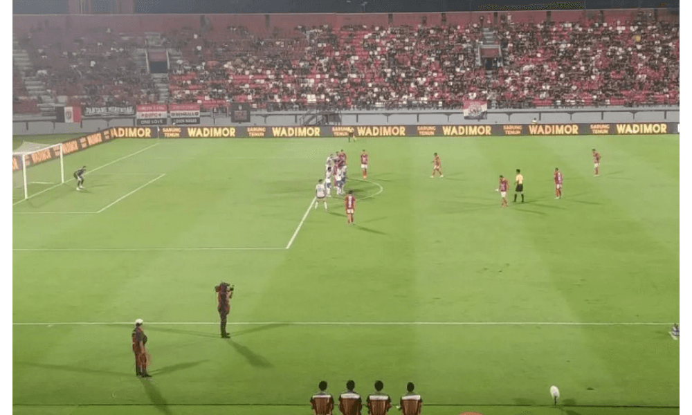 Bali United Kalahkan Arema 1-0 Lewat Sundulan Kadek Agung di Stadion Kapten Dipta