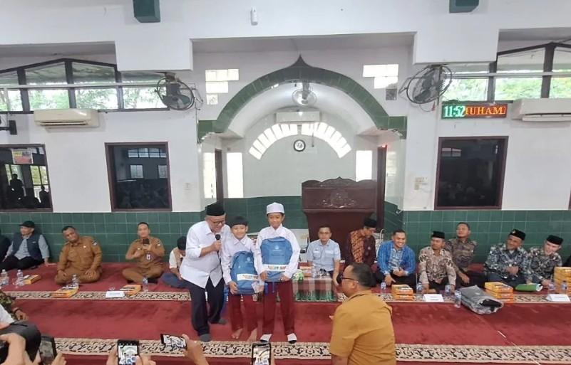 Mendikdasmen Apresiasi Gotong Royong Bersihkan Sekolah Pascabencana di Aceh Tamiang