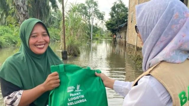 Baznas Salurkan 13.000 Paket Logistik untuk Korban Bencana Hidrometeorologi di Sumatera
