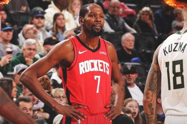 Kevin Durant Antar Rockets Taklukkan Suns 100-97 Lewat Tripoin Penentu di Detik Akhir