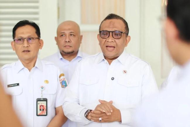 Wamenaker Tekankan Peran Pemda dalam Kebijakan Upah demi Jaga Iklim Usaha dan Investasi