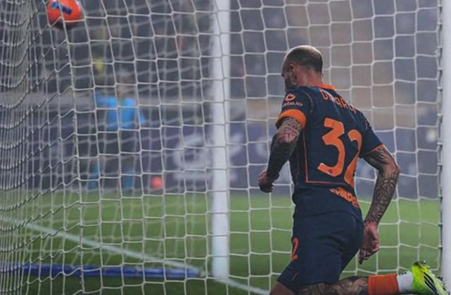 Inter Milan Kian Kokoh di Puncak Klasemen Usai Tekuk Parma 2-0