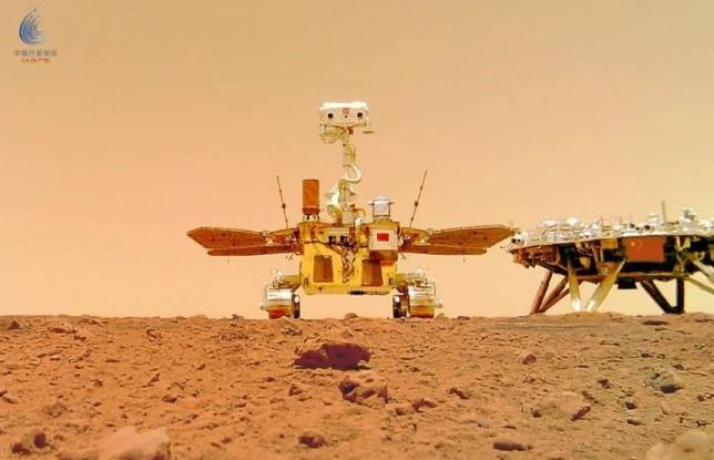 Peneliti China Temukan Bukti Aktivitas Air di Mars Hingga 750 Juta Tahun Lalu