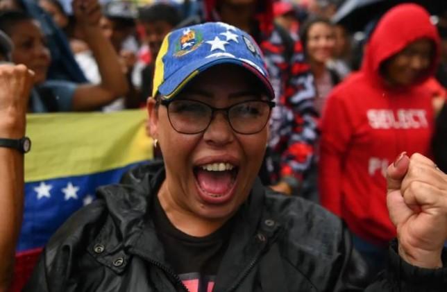 Warga Venezuela Gelar Aksi Damai di Caracas Tuntut Pembebasan Presiden Maduro