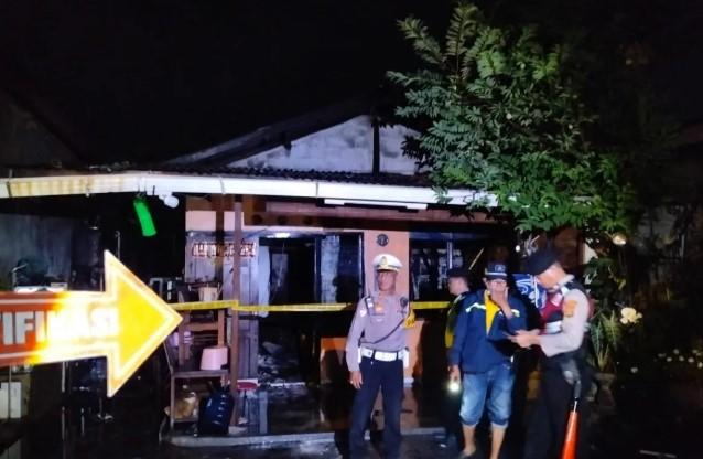 Satu Orang Tewas dalam Kebakaran Rumah di Denpasar Selatan Diduga Akibat Korsleting Listrik