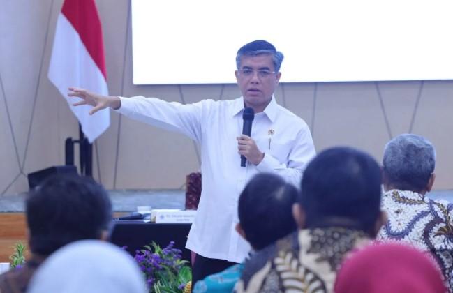 Menaker Tegaskan Lulusan BLK Harus Terserap Kerja atau Berwirausaha, Transformasi Balai Pelatihan Dimulai