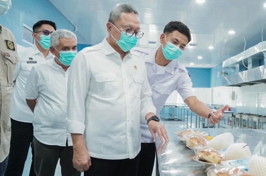 Menko Pangan Tinjau Dapur MBG di Wonosobo, Pastikan Gizi dan Keamanan Pangan Terjaga