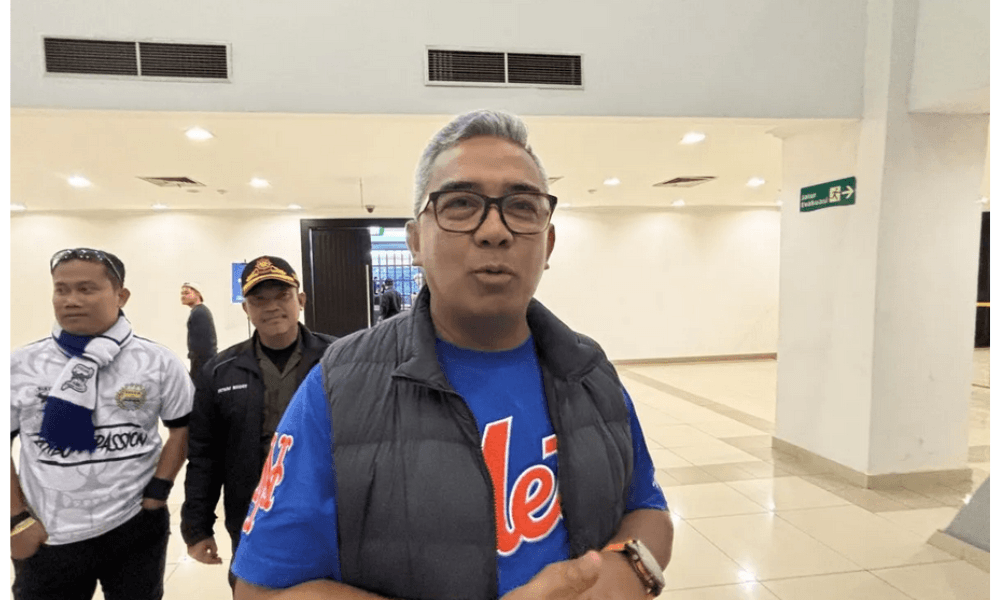 Wali Kota Bandung Larang Bobotoh Konvoi Usai Kemenangan atas Persija: Kompetisi Masih Setengah Musim