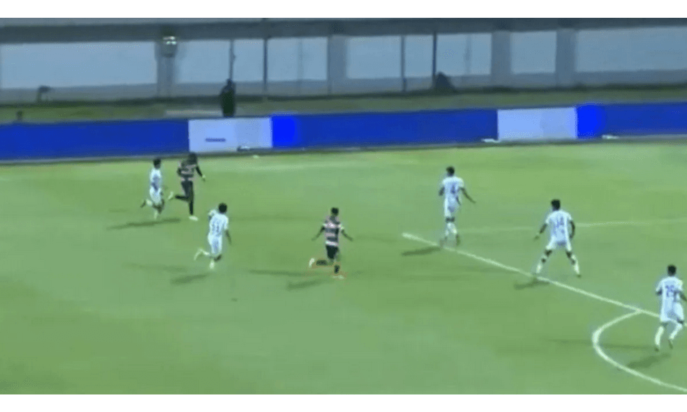 Van Gastel Akui PSIM Diuntungkan Dua Kartu Merah Madura United dalam Kemenangan 3-0