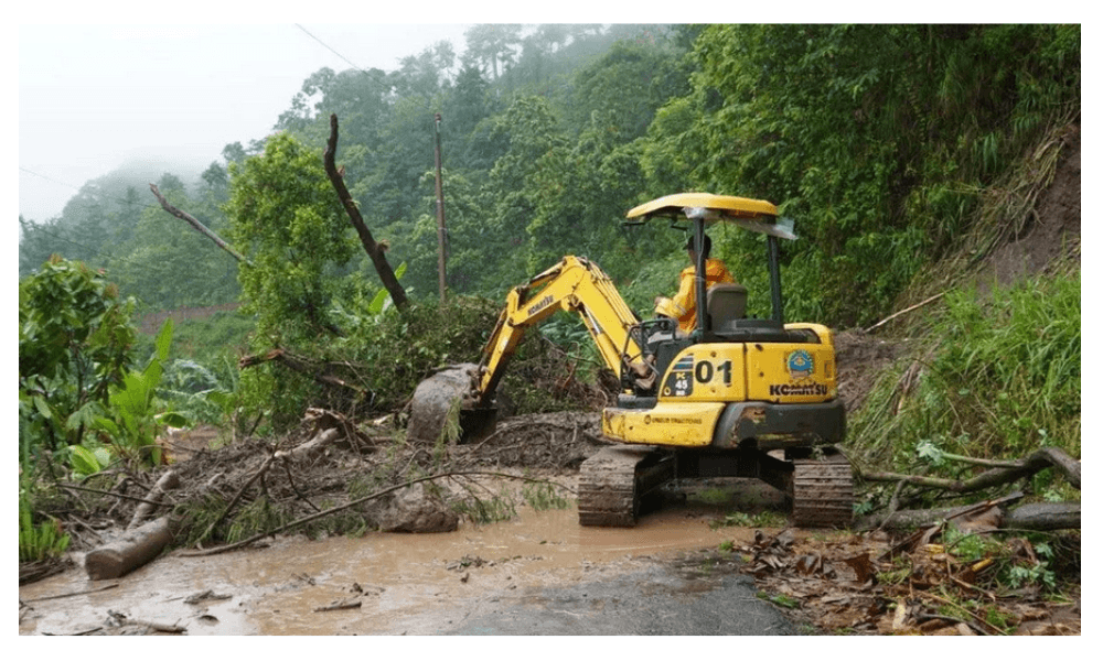 3.522 Warga di Jepara Terisolasi Akibat 18 Titik Longsor, Akses ke Desa Tempur Putus Total