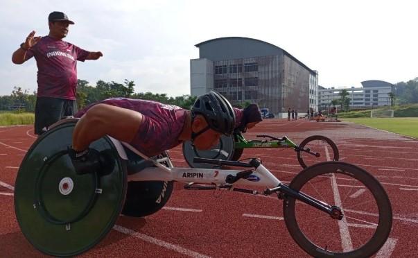 Jaenal Aripin Jaga Semangat Keluarga Menuju ASEAN Para Games Thailand 2025