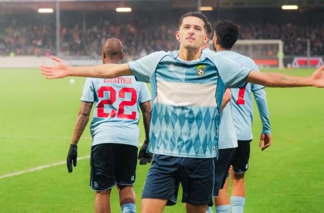 Gol Debut di Menit Akhir, Justin Hubner Selamatkan Fortuna Sittard dari Kekalahan Kontra Go Ahead Eagles