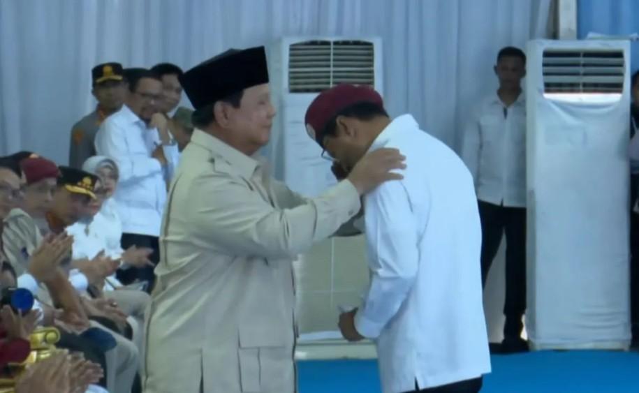Saifullah Yusuf Menangis Haru saat Resmikan Sekolah Rakyat Bersama Presiden Prabowo
