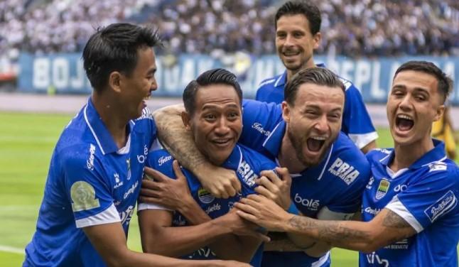 Persib Bandung Kunci Gelar Juara Paruh Musim Super League 2025/2026 Usai Tumbangkan Persija Jakarta
