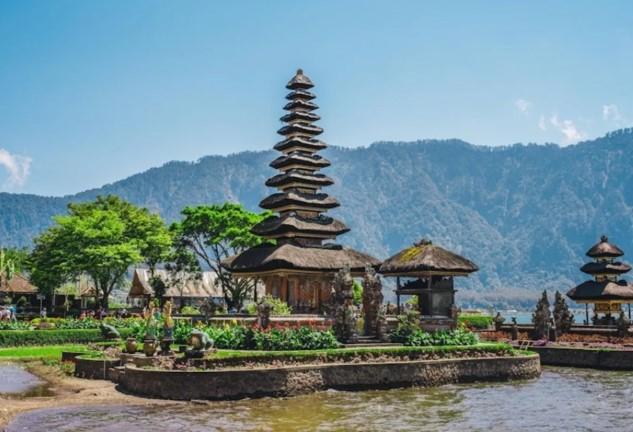 Rental Mobil Jadi Pilihan Favorit Wisatawan untuk Liburan Fleksibel di Bali