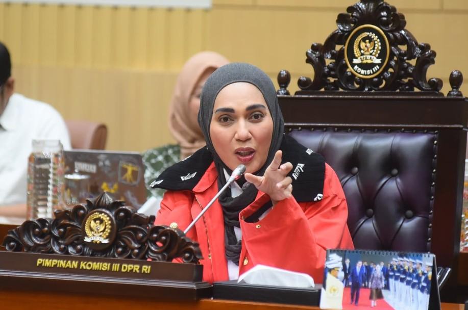 Komisi III DPR RI Bahas Dua RUU Strategis dalam RDP Bersama Badan Keahlian DPR