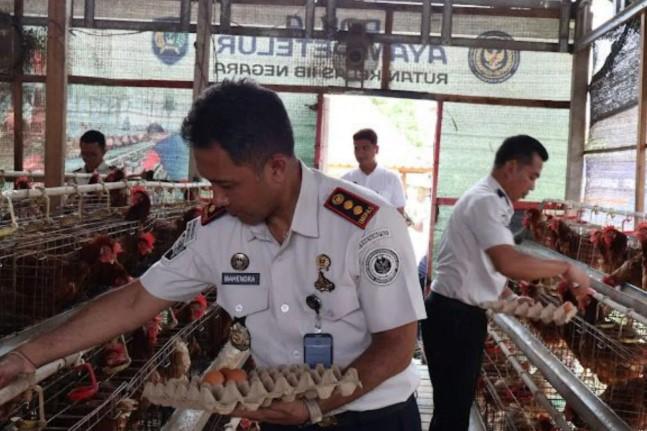 Warga Binaan Rutan Negara Sumbang Telur untuk Korban Bencana di Aceh dan Sumatra