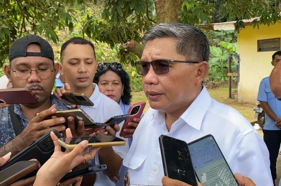 Wali Kota Ambon Ancam Tutup Fasilitas Kesehatan yang Buang Limbah Medis Sembarangan