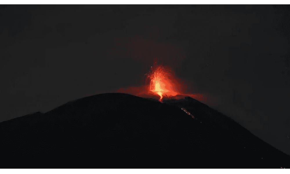 Status Gunung Ile Lewotolok Naik Jadi Siaga, Aktivitas Erupsi Meningkat Tajam