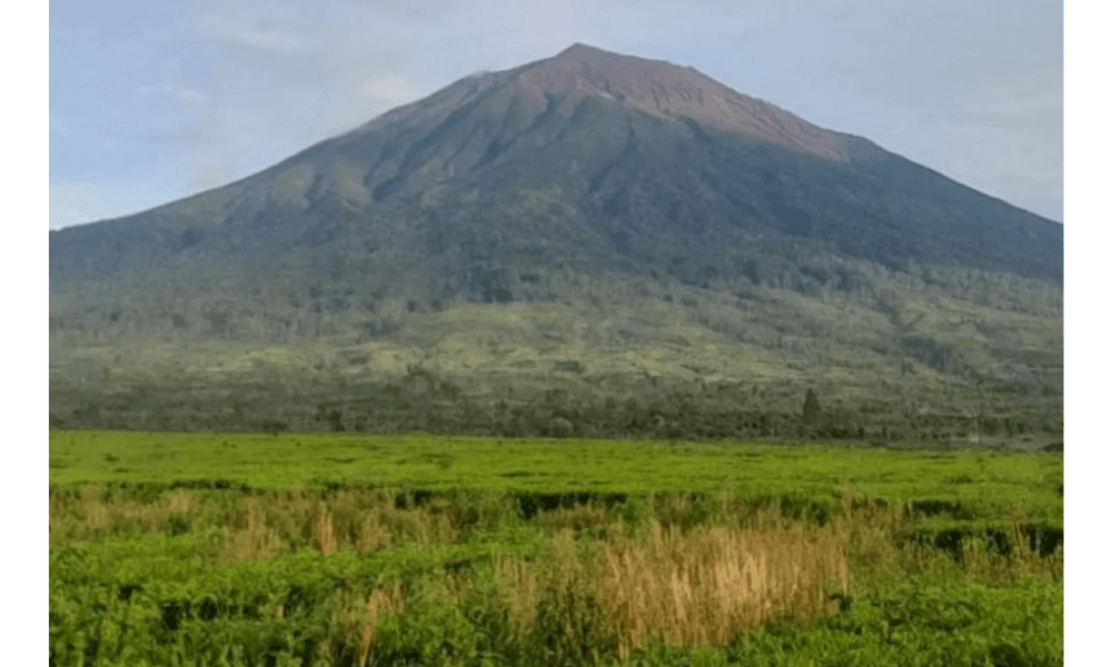 Pendakian Gunung Kerinci Masih Ditutup, Akan Digelar Ritual Adat dan Aksi Bersih-Bersih Jalur