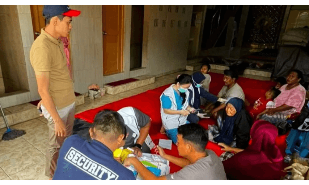 Ratusan Warga Kelapa Gading Mengungsi Akibat Banjir, Butuh Bantuan Kebutuhan Dasar