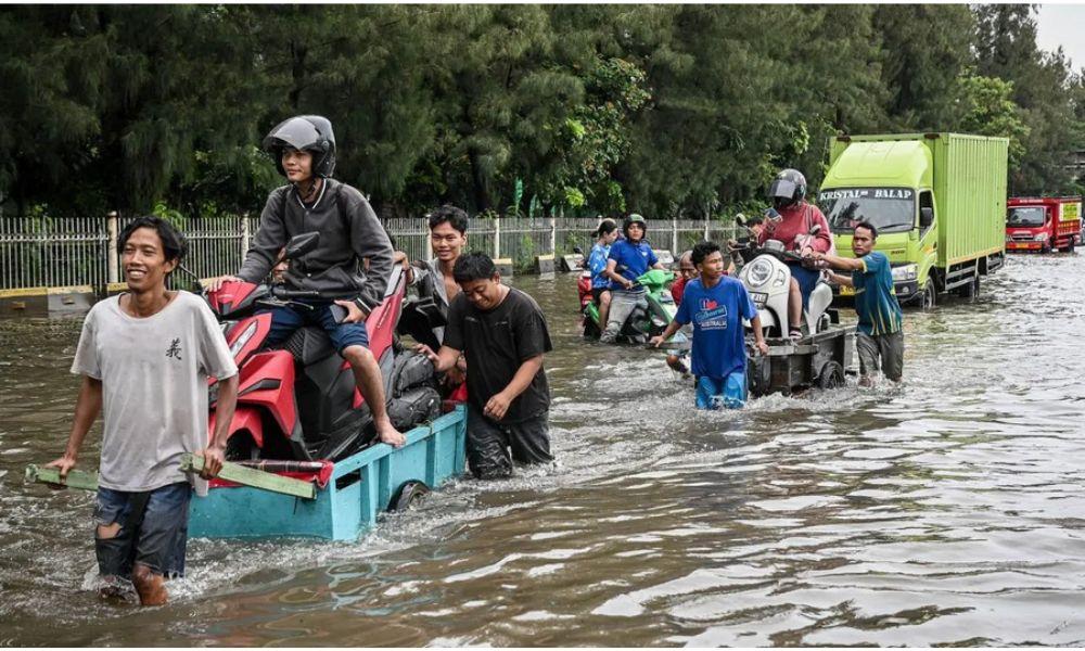 Lima RT dan 14 Ruas Jalan di Jakarta Utara Masih Tergenang Banjir, BPBD Lakukan Penanganan Cepat