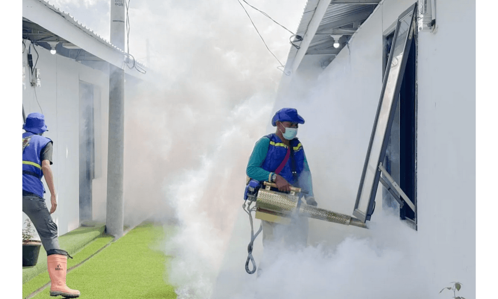 Kemenkes Lakukan Fogging dan Pengawasan Sanitasi di Huntara Aceh Tamiang untuk Cegah Wabah DBD
