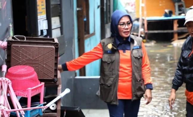 BNPB Perkuat Penanganan Banjir Jakarta Lewat Pemantauan Logistik dan Operasi Modifikasi Cuaca