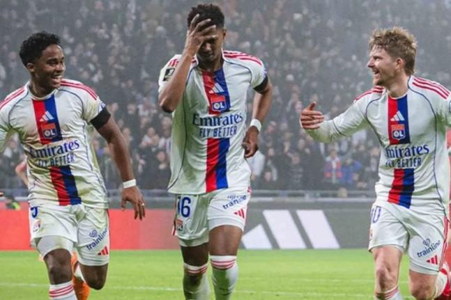 RC Lens Pimpin Klasemen Sementara Liga Prancis 2025-2026 Pekan ke-18