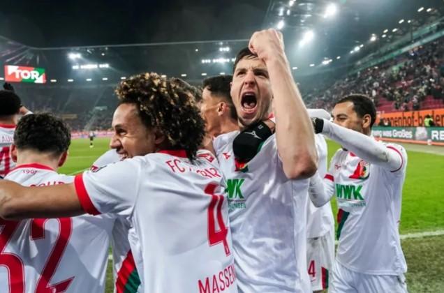 Bayern Muenchen Kokoh di Puncak Bundesliga dengan Selisih 11 Poin atas Borussia Dortmund