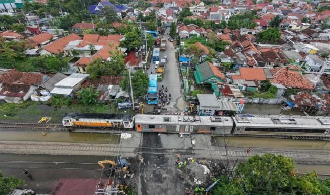 PT KAI Masih Batalkan Perjalanan Dua Kereta Meski Jalur Pekalongan Sudah Bisa Dilalui