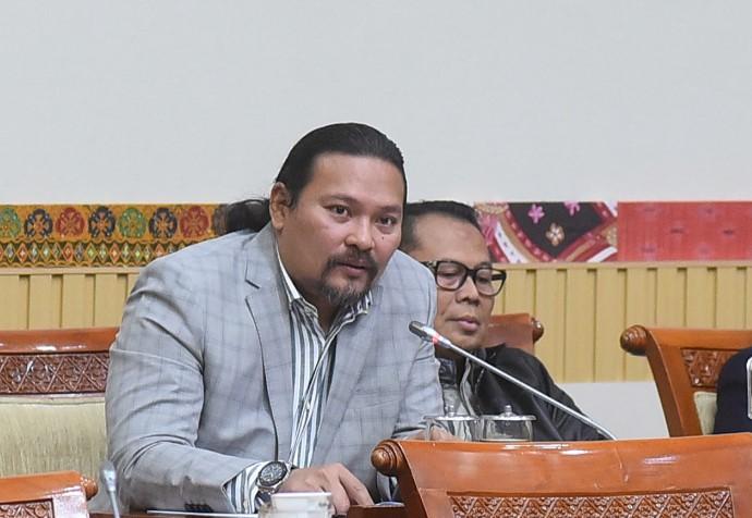 Komisi III DPR RI Minta Kasus Ibu Guru di Jambi Dihentikan karena Dinilai Tidak Penuhi Unsur Pidana