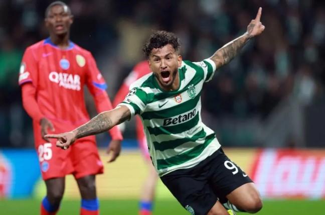 Sporting CP Tumbangkan PSG 2-1 Lewat Dua Gol Luis Suarez, Persaingan Lolos 16 Besar Semakin Ketat