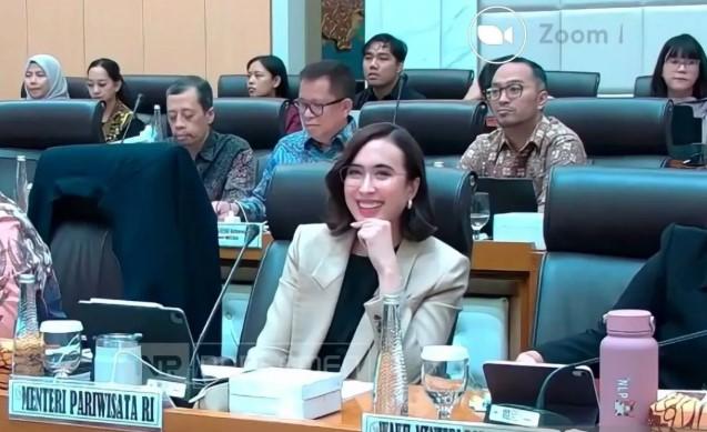 Kinerja Pariwisata 2025 Lampaui Target, Kunjungan Wisman dan Devisa Melonjak