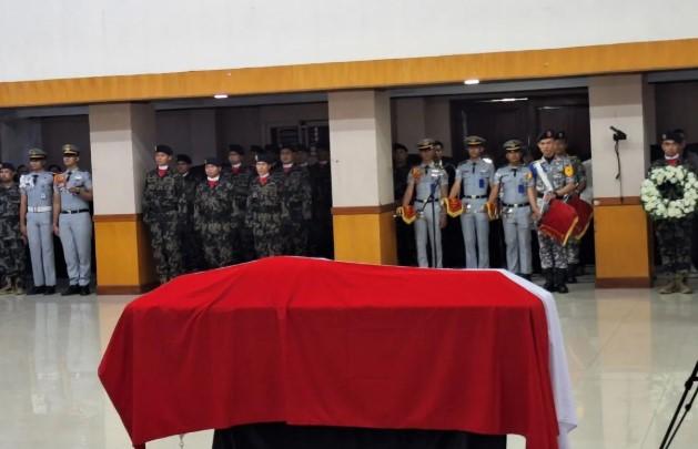 Politeknik AUP Gelar Upacara Penghormatan Terakhir untuk Deden Maulana, Korban Jatuhnya Pesawat ATR 42-500